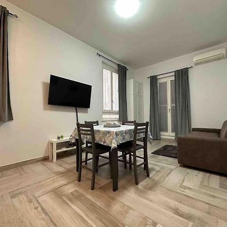 Family Flat Near Metro A Apartment Roma Ngoại thất bức ảnh